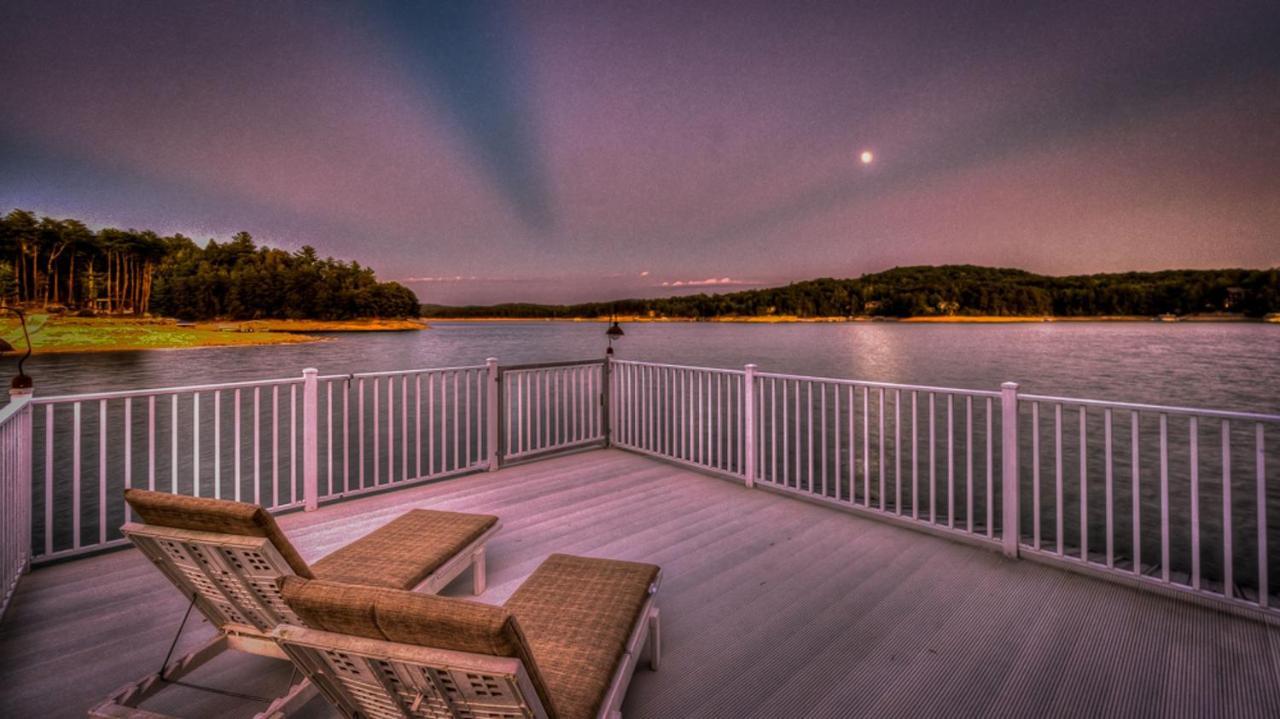 Lodge On The Lake Blue Ridge Exterior photo